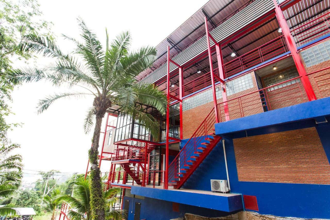 Khunsuek Muaythai Hostel Ao Nang Exterior photo